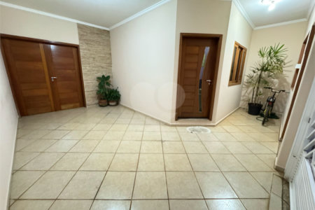 Casa à venda com 3 quartos, sendo 1 suíte, em Morada do Sol, Itapetininga, SP