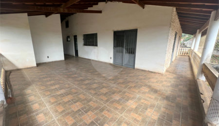 Chácara à venda com 3 quartos no Centro, Araçoiaba da Serra, SP