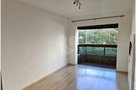 Apartamento à venda com 3 quartos, sendo 1 suíte, em Vila Indiana, São Paulo, SP