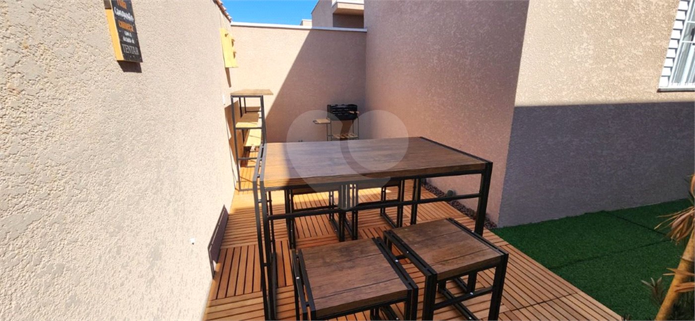 Casa à venda com 2 quartos no condomínio Uirapuru, Bom Jesus dos Perdões - SP