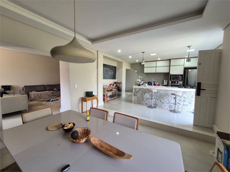 Casa Térrea à venda ou para alugar com 4 suítes em Jardim Paulista, Atibaia, SP