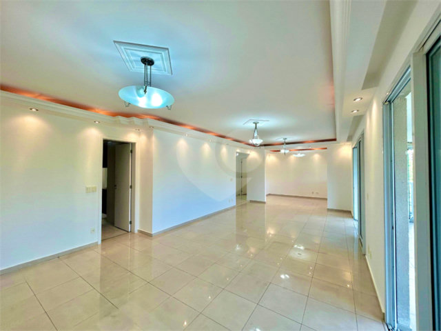 Apartamento à venda com 3 suítes em Chácara Santo Antônio (zona Sul), São Paulo, SP