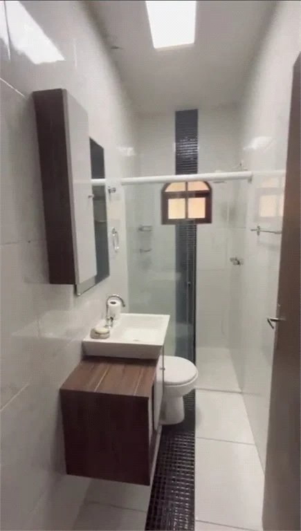 Casa à venda com 3 suítes em Vila Romana, São Paulo, SP