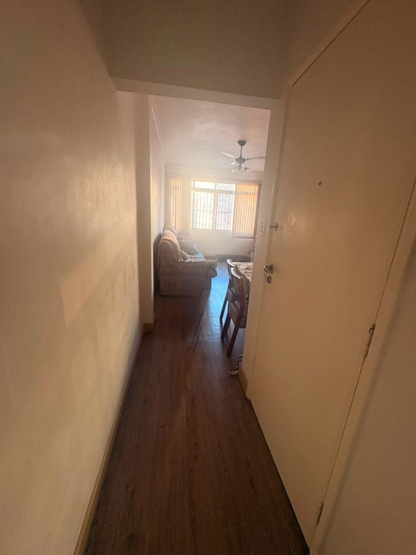 Apartamento com 2 dormitórios à venda, 70 m² por R$ 690.000,00 - Embaré - Santos/SP