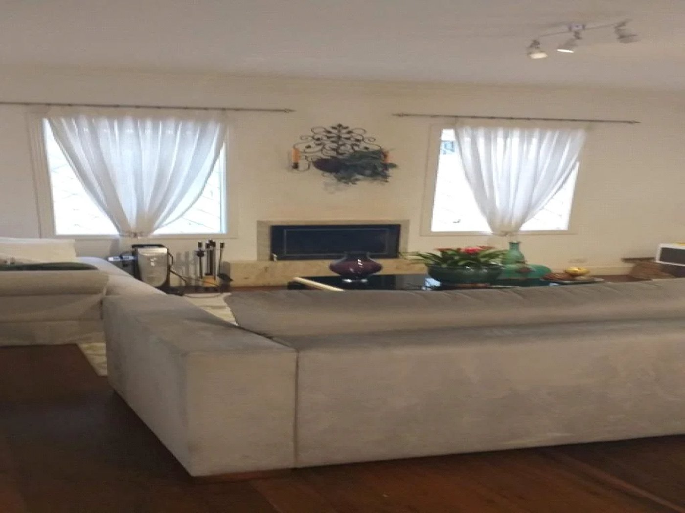 Casa à venda com 4 quartos, sendo 3 suítes, em Jardim Bonfiglioli, São Paulo, SP