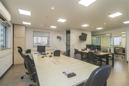 Sala à venda em Santo Amaro, São Paulo, SP