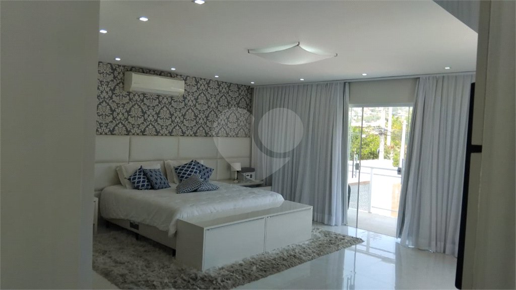 Casa à venda com 12 quartos, sendo 8 suítes, em Geribá, Armação dos Búzios, RJ