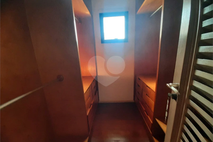 Apartamento à venda com 3 suítes em Tatuapé, São Paulo, SP