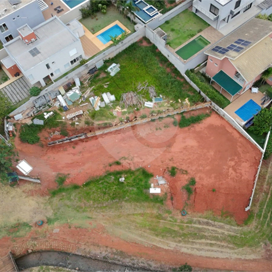 Lote / Terreno 860m² - Condominio Figueira Garden