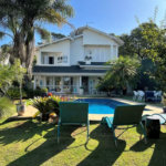 Casa à venda com 4 suítes em Vila Santo Antônio, Cotia, SP