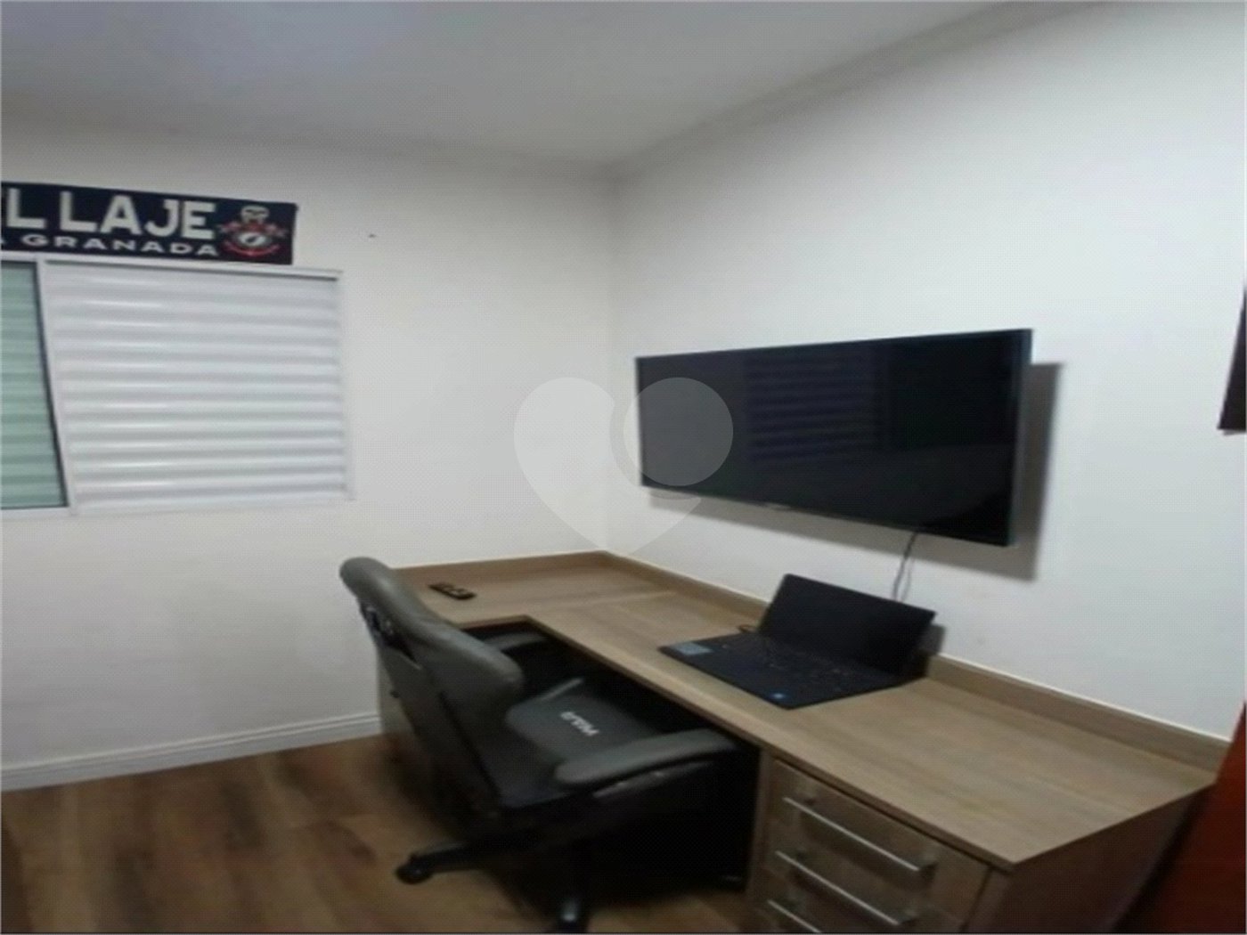 Casa à venda com 3 quartos, sendo 1 suíte, no condomínio Residencial Doutor Emanuel Dias, São Paulo - SP