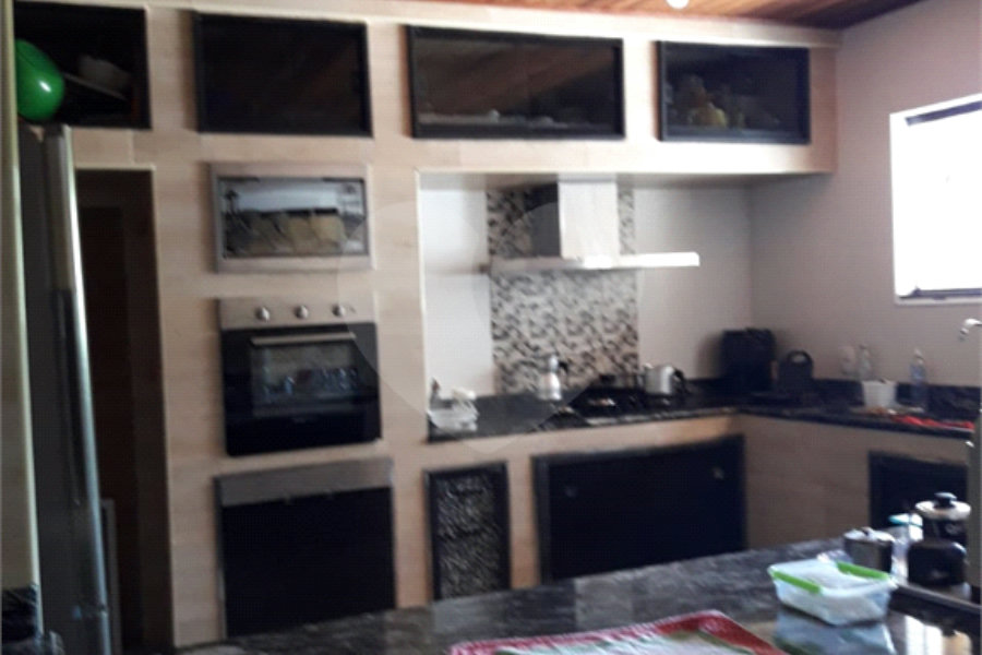 Sobrado à venda com 4 suítes em Santa Inês, Caieiras, SP