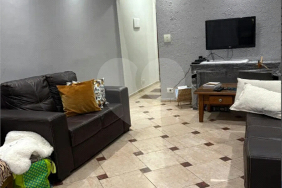 Casa à venda com 3 quartos, sendo 1 suíte, em Jabaquara, São Paulo, SP