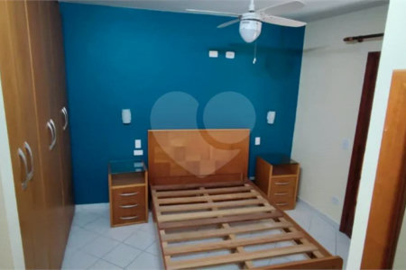 Casa à venda com 3 quartos, sendo 1 suíte, no condomínio Residencial Gabriela, São Paulo - SP