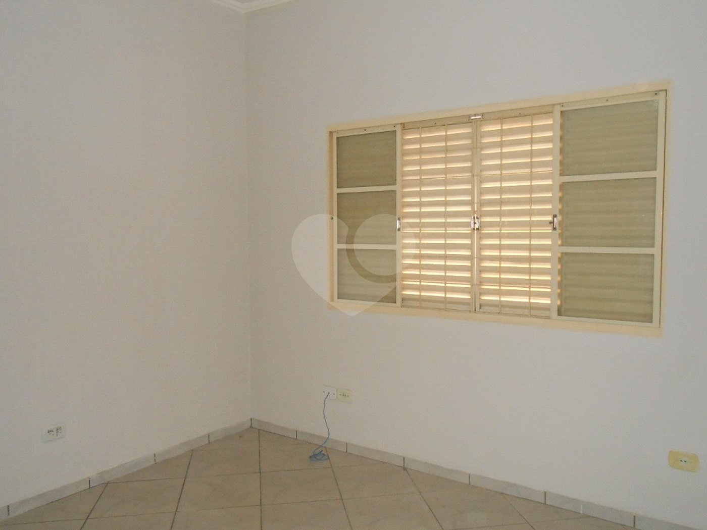 Casa à venda com 3 quartos, sendo 1 suíte, no Centro, Três Lagoas, MS