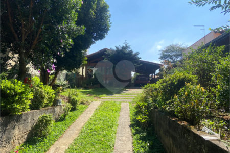 Casa Térrea à venda com 1 quarto em Jardim Débora, Poá, SP