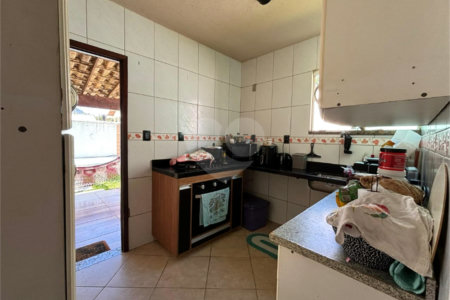 Casa à venda com 2 quartos, sendo 1 suíte, no condomínio Residencial Villa Maria, Rio de Janeiro - RJ