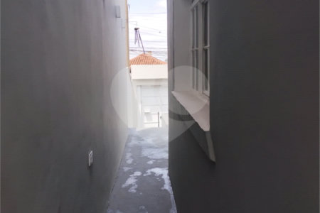 Casa Térrea à venda com 1 quarto em Vila Nivi, São Paulo, SP