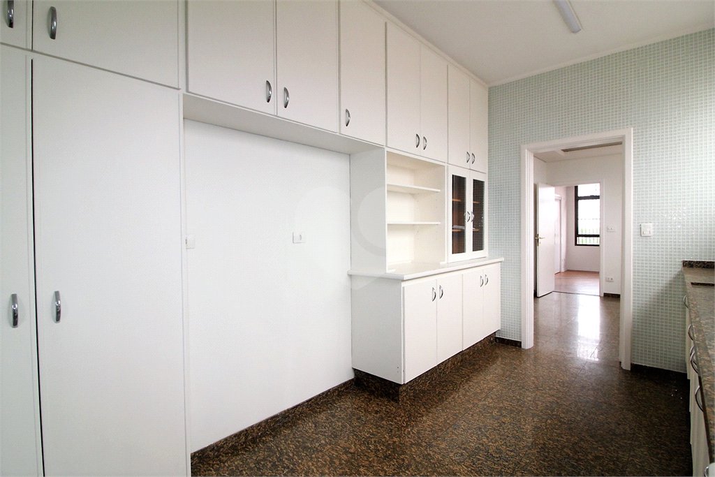 Apartamento à venda com 4 quartos, sendo 3 suítes, em Santo Amaro, São Paulo, SP