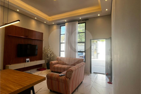 Casa Térrea à venda com 3 suítes em Jardim dos Pinheiros, Atibaia, SP