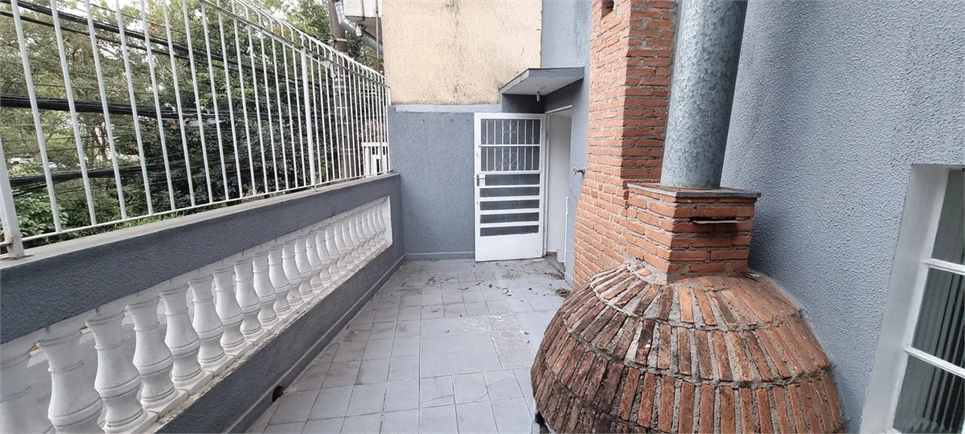 Casa à venda com 3 quartos, sendo 1 suíte, em Jardim Rosa Maria, São Paulo, SP