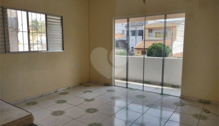 Sobrado à venda com 4 quartos em Parque Bom Retiro, Paulínia, SP