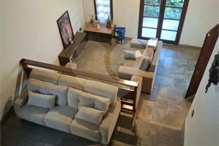 Casa à venda com 3 quartos, sendo 1 suíte,  em Vila Santa Helena, Mogi das Cruzes, SP