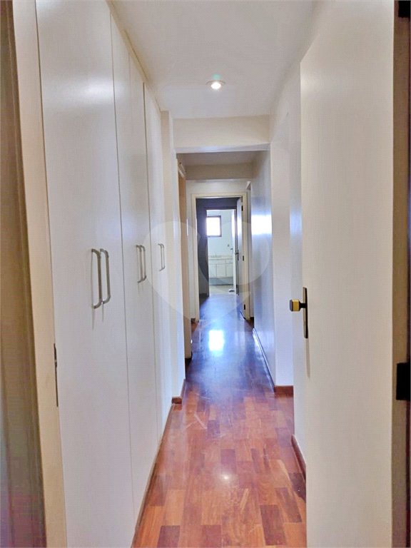 Apartamento à venda com 4 quartos, sendo 3 suítes,  em Vila Andrade, São Paulo, SP