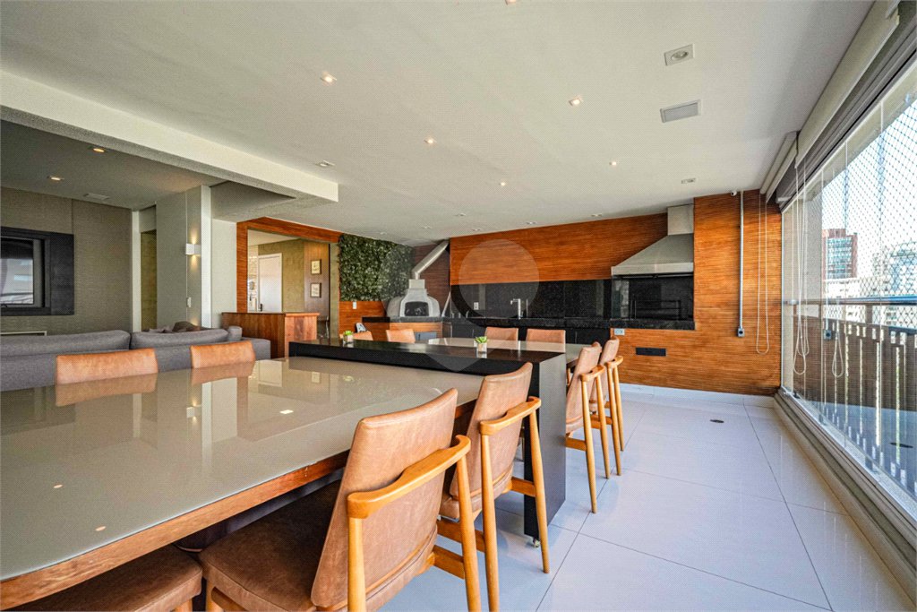 Apartamento para venda em Vila Mariana com 4 quartos, sendo 4 suítes , 250m²