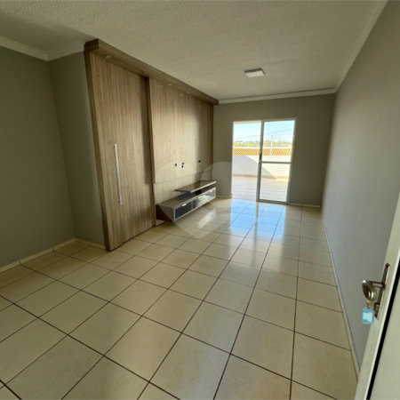 Casa à venda com 3 quartos, sendo 1 suíte, no condomínio Terra Nova, Várzea Grande - MT