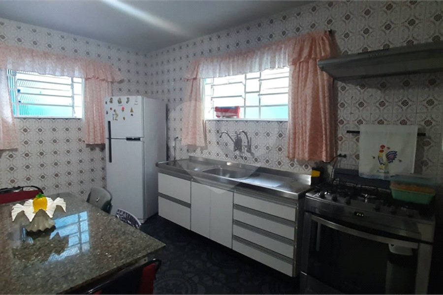 Sobrado à venda com 4 quartos em Santana, São Paulo, SP