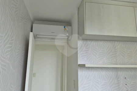Oportunidade na Vila Leopoldina! Imóvel de 69m2, com 3 dorm., sendo 1 suíte, 2 banheiros, sala, cozinha e 2 vagas. Com ar condicionado em 2 dorm.