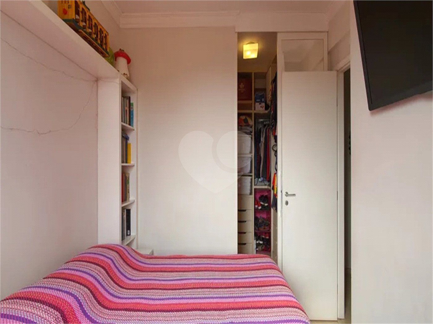 Apartamento à venda com 2 quartos, sendo 1 suíte, em Água Branca, São Paulo, SP