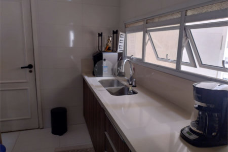 Apartamento à venda com 3 quartos, sendo 1 suíte,  no Centro, São Bernardo do Campo, SP