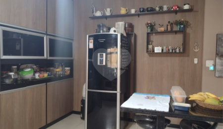 Casa à venda com 4 quartos, sendo 2 suítes, em Vila Gustavo, São Paulo, SP