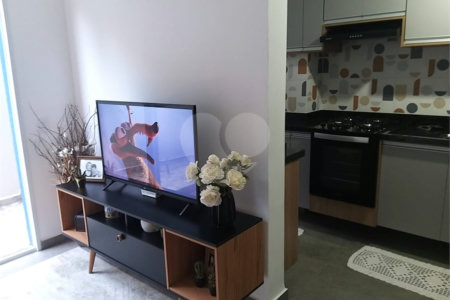 Apartamento à venda com 2 quartos em Jardim Barro Branco, Cotia, SP