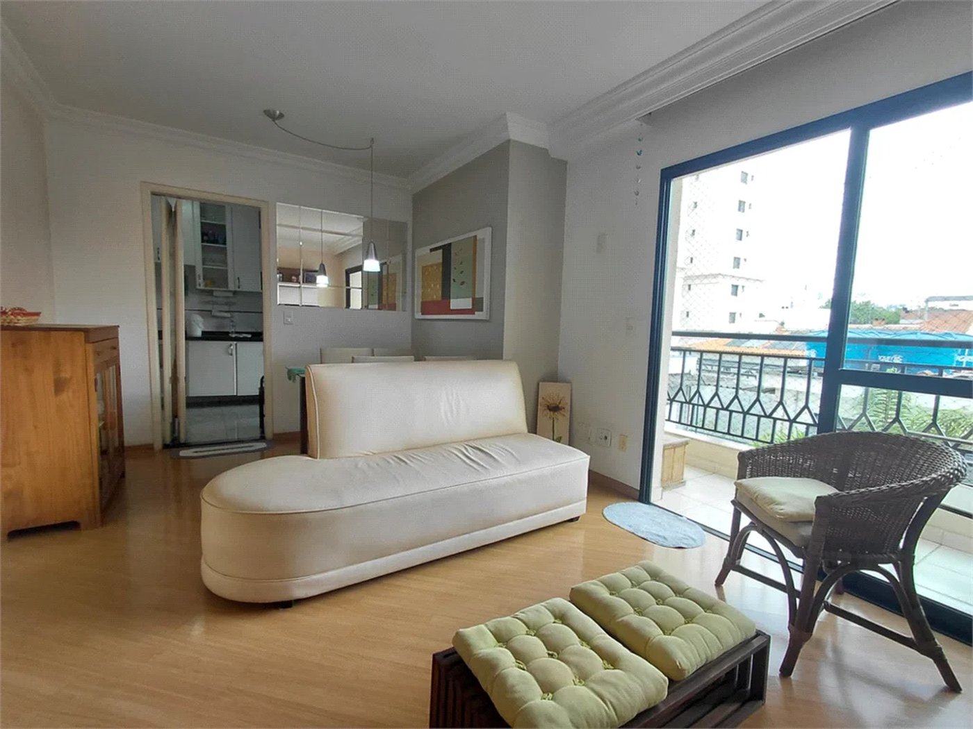 Apartamento à venda com 3 quartos, sendo 1 suíte,  em Vila Romana, São Paulo, SP