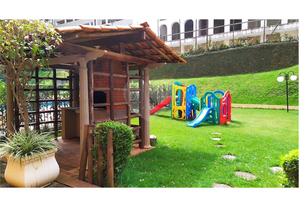 Apartamento à venda com 3 quartos, sendo 1 suíte, em Vila Suzana, São Paulo, SP