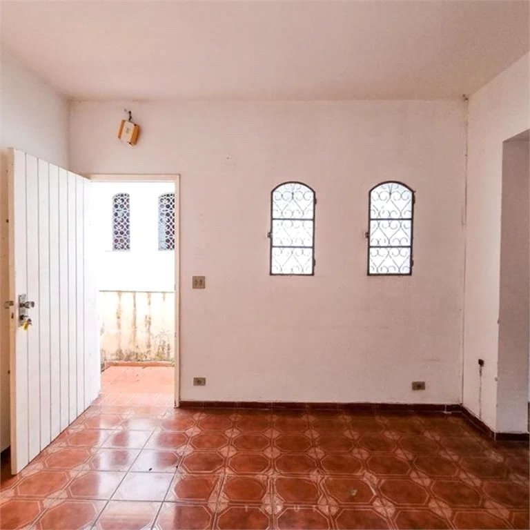 Sobrado à venda com 5 quartos em Vila Indiana, São Paulo, SP