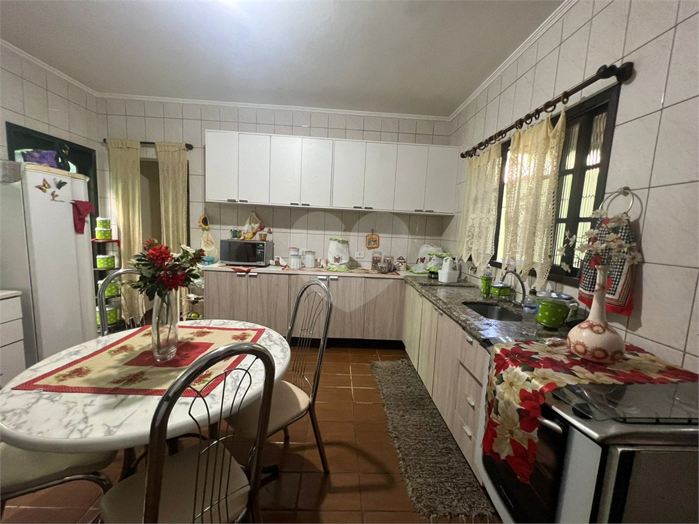 Casa à venda com 3 quartos, sendo 1 suíte,  em Mogi Moderno, Mogi das Cruzes, SP