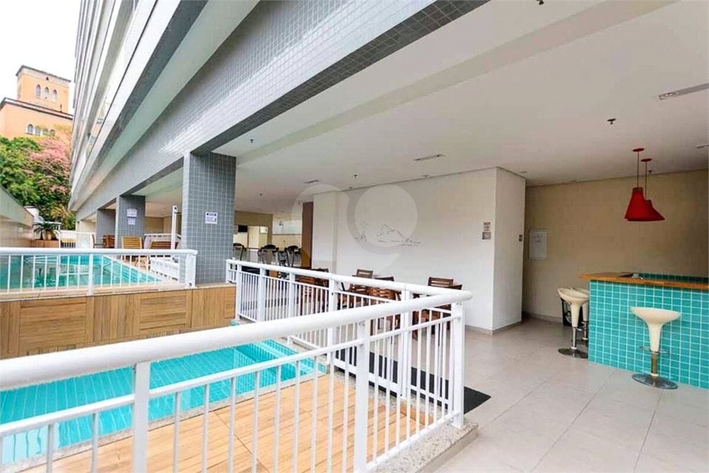 Apartamento à venda com 2 quartos, sendo 1 suíte, em Praça da Bandeira, Rio de Janeiro, RJ