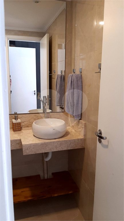 Apartamento à venda com 2 quartos, sendo 1 suíte, em Jardim Parque Morumbi, São Paulo, SP