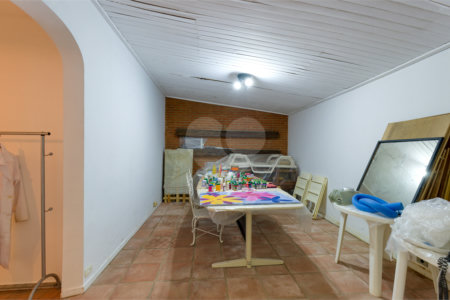 Casa Térrea à venda com 5 quartos, sendo 2 suítes, em Alto da Boa Vista, São Paulo, SP