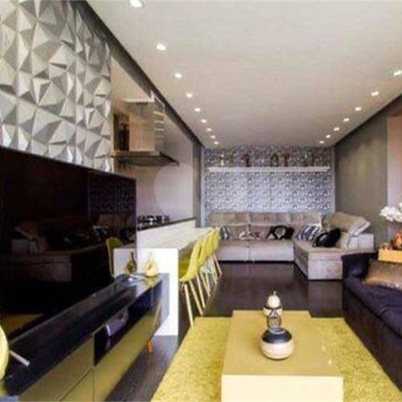 Apartamento à venda com 3 quartos, sendo 1 suíte,  em Vila Anastácio, São Paulo, SP
