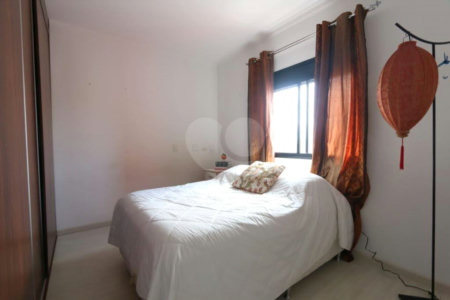 Apartamento à venda com 4 quartos, sendo 2 suítes,  em Vila Uberabinha, São Paulo, SP
