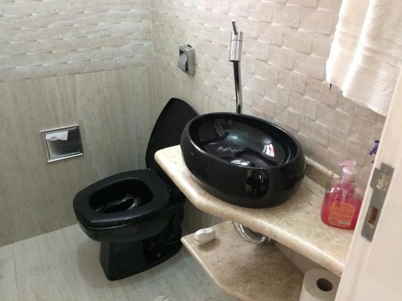Sobrado à venda com 3 quartos, sendo 1 suíte, em Brooklin Paulista, São Paulo, SP