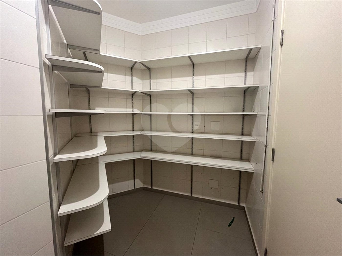Apartamento à venda com 3 suítes no Centro, Sorocaba, SP