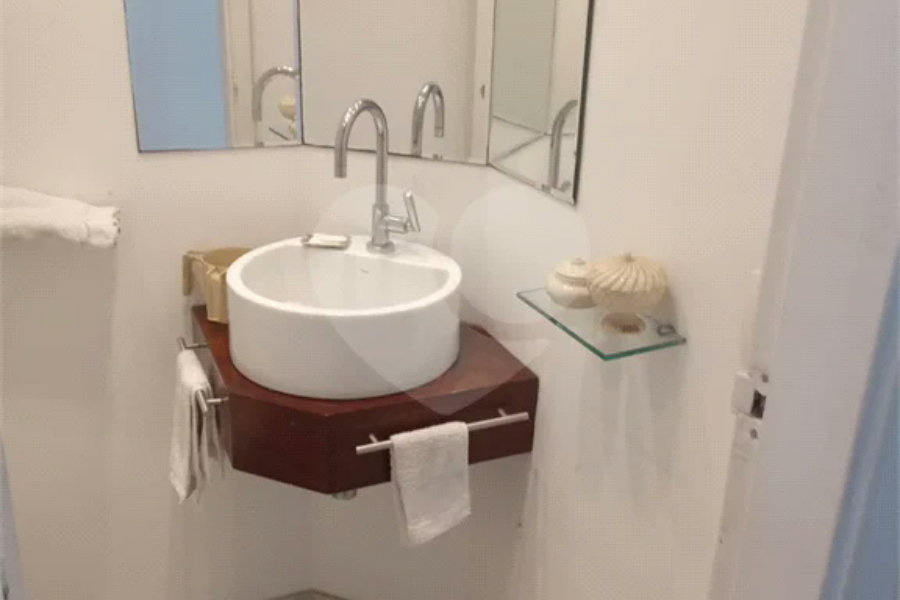 Apartamento à venda com 3 quartos, sendo 1 suíte, em Jardim Paulista, São Paulo, SP