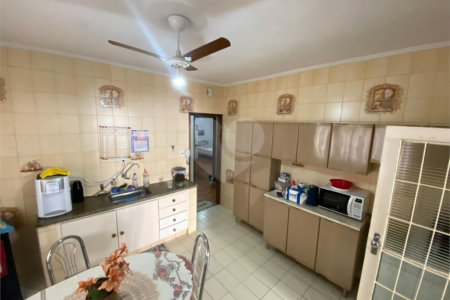 Casa térrea para venda, na Vila Marcelino.