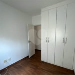 Excelente apartamento de 3 dormitórios, sendo uma Suíte e 2 vagas de garagem.